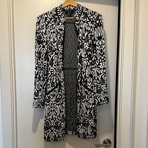 Frank Lyman Design Black and White Patterned Blazer
